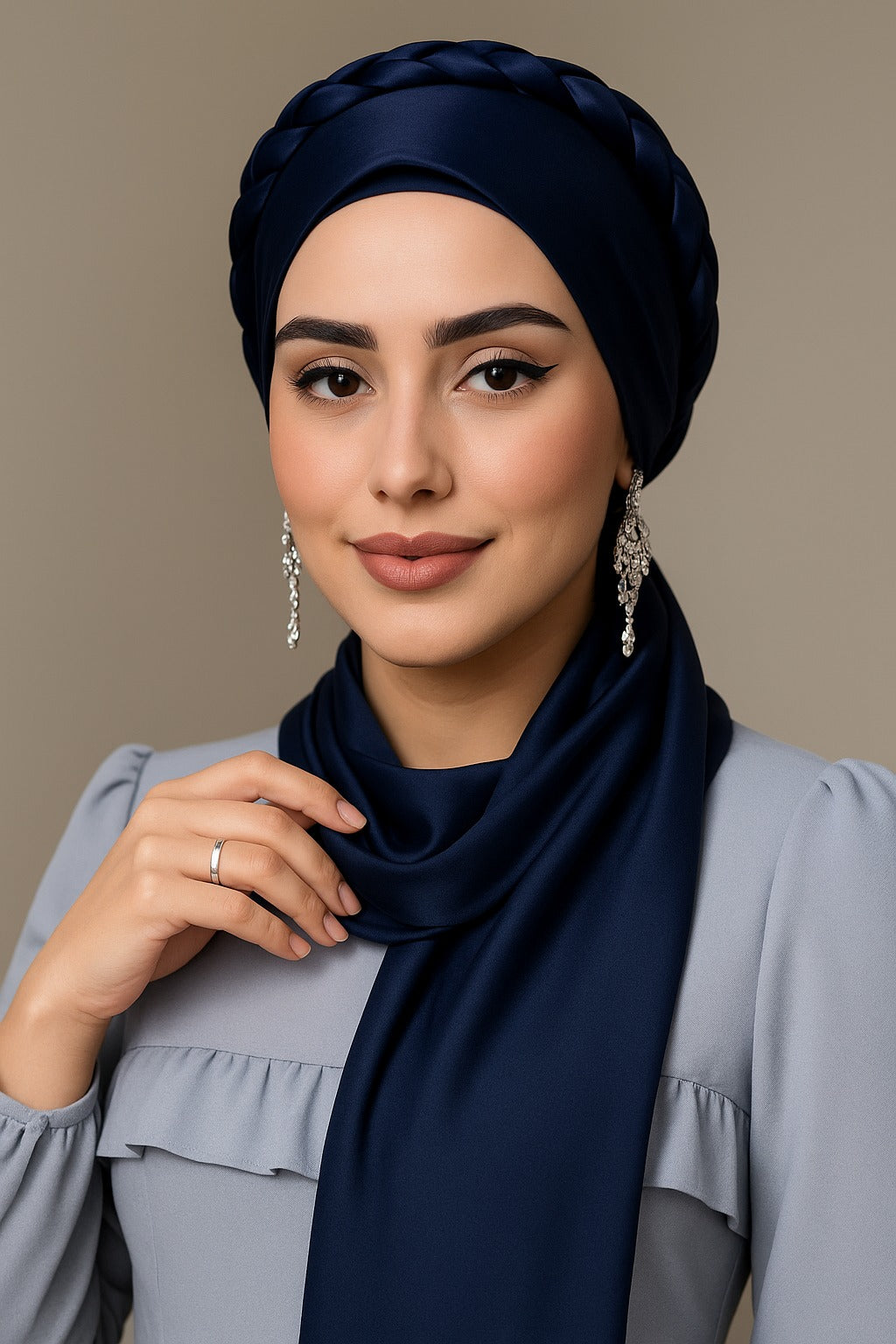 Nooré Silk Hijab – Luxury Elegance