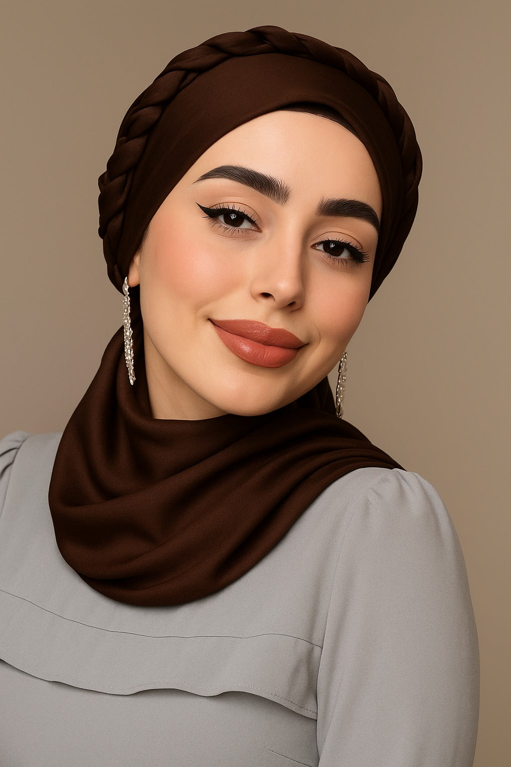 Nooré Silk Hijab – Luxury Elegance