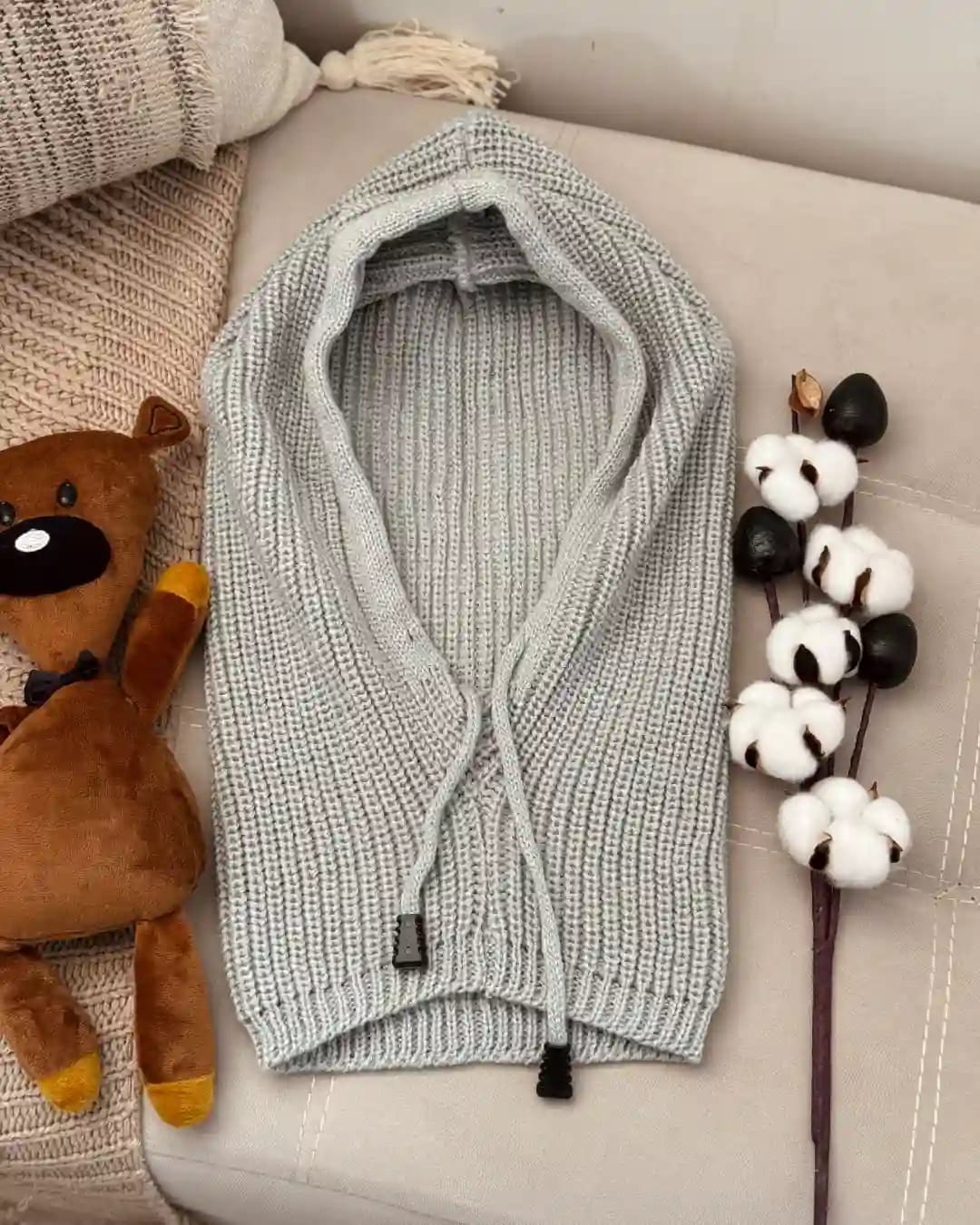 Knitted Hoodie Cap for Winter β Warm & Stylish (Unisex)