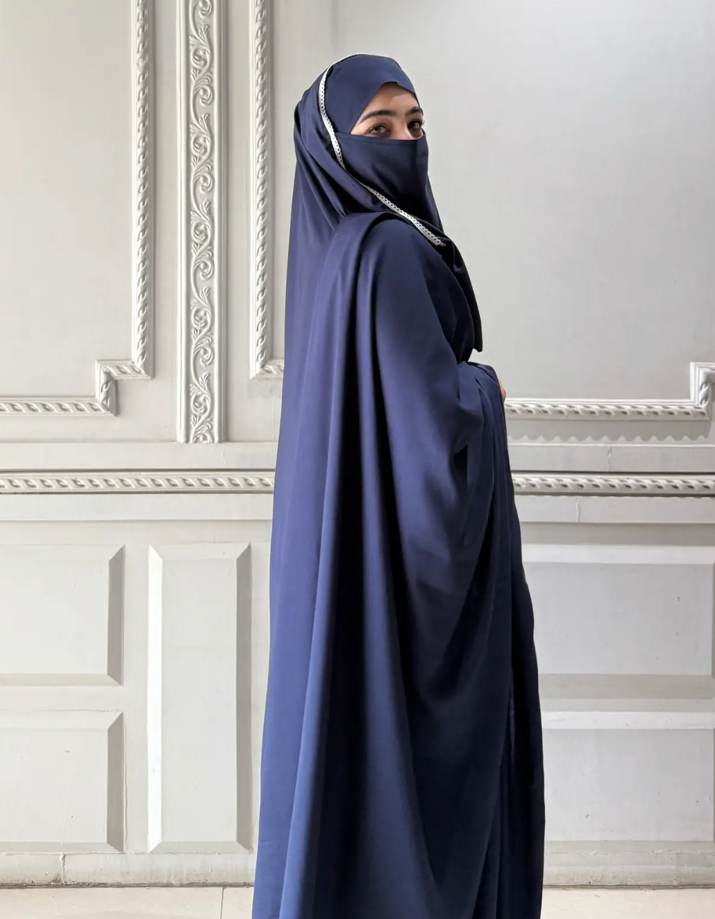 Elegant Haya Chadar with Attached Niqab