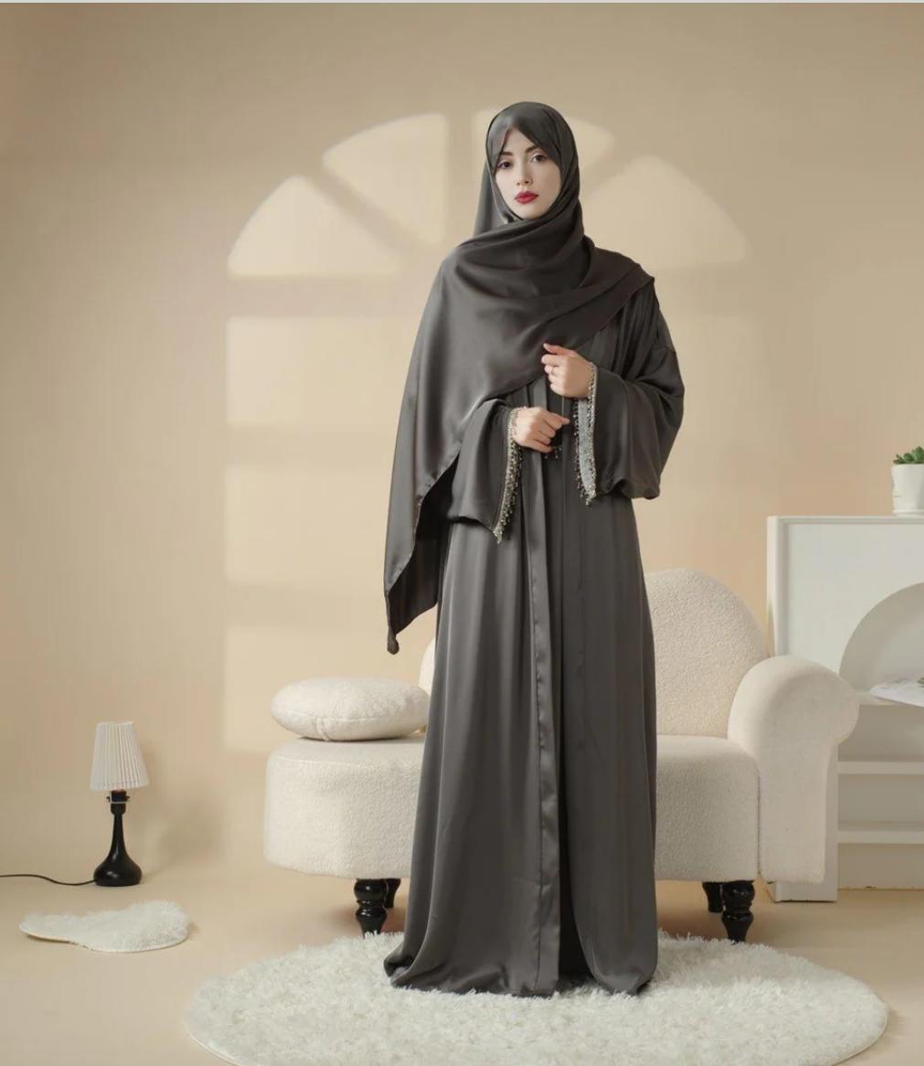 Satin Abaya With Matching Belt Made Of Diamond Tassel
