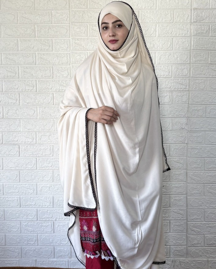 Elegant Haya Chadar with Attached Niqab